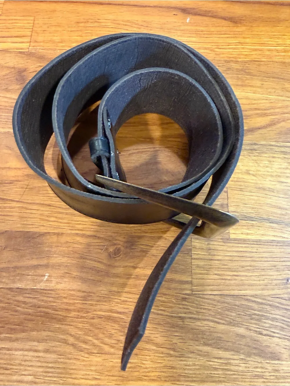 Vintage 1980s Wide Black Leather Contour Belt Made in USA Size 13 (049)